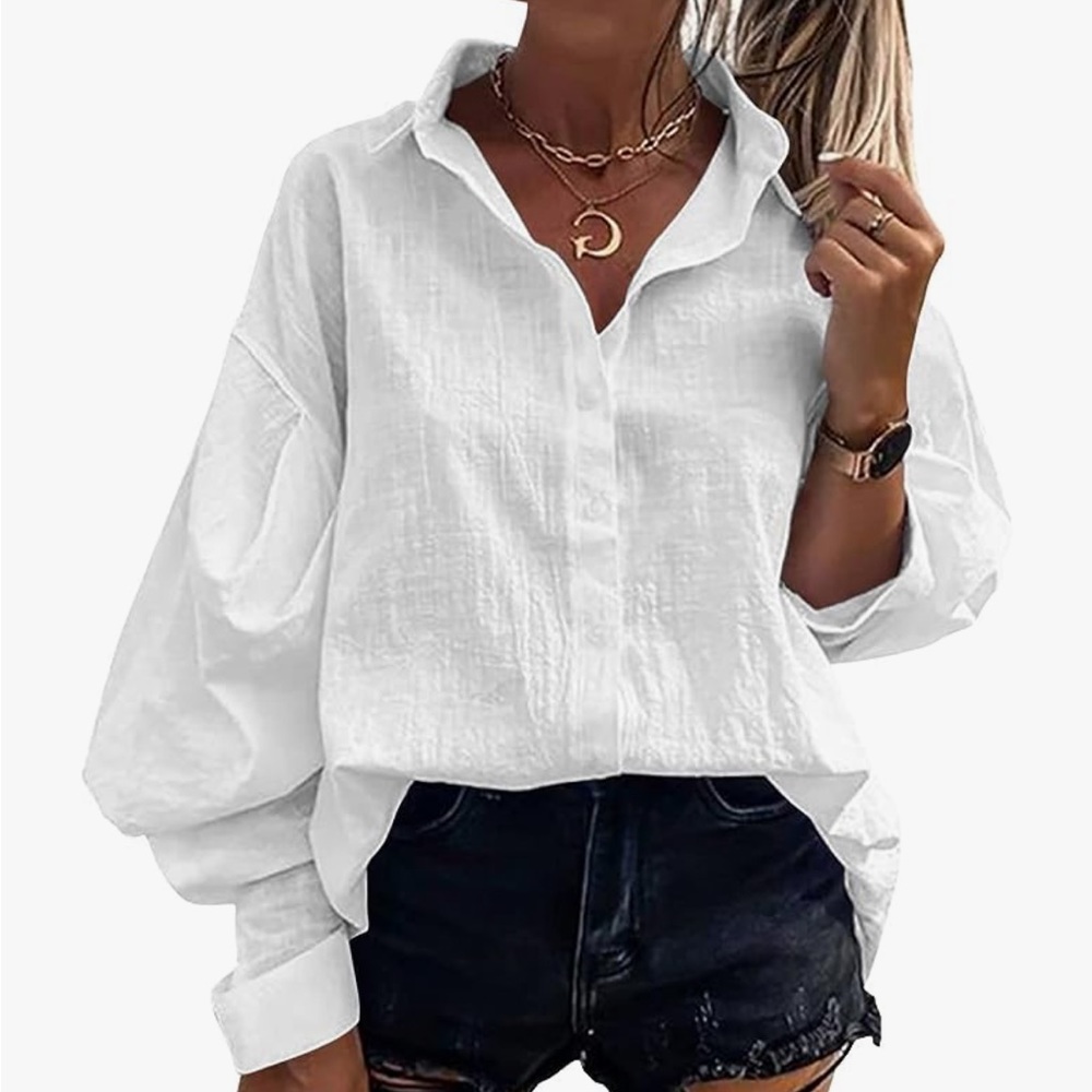 Long sleeve every day shirt.